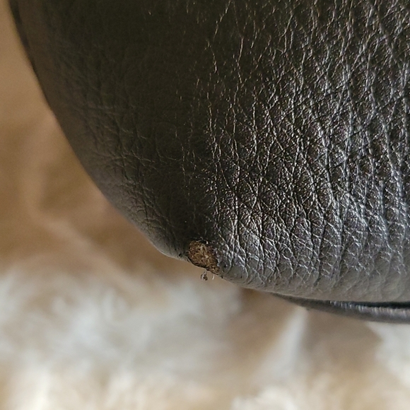 Black Crossbody Handbag - Picture 10 of 13